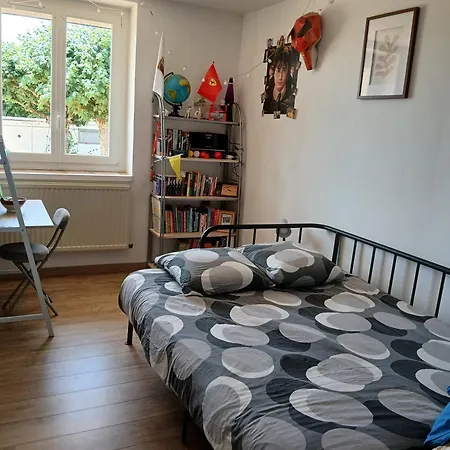 Séjour chez l'habitant Bienvenue à La Maison ! *